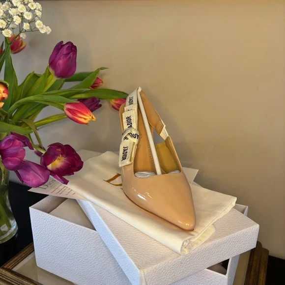 Dior Beige Patent Leather Heels - Picture 3 of 4